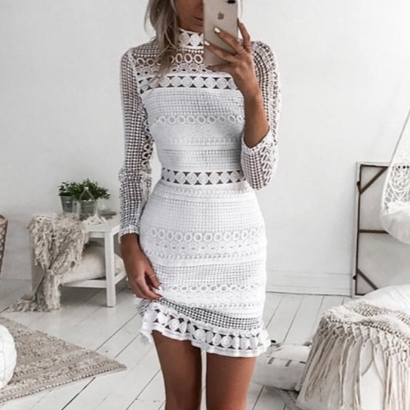 Two Sisters Dresses & Skirts - TWO SISTERS Lace Eyelet long sleeve High Neck dress WHITE SZ: 8